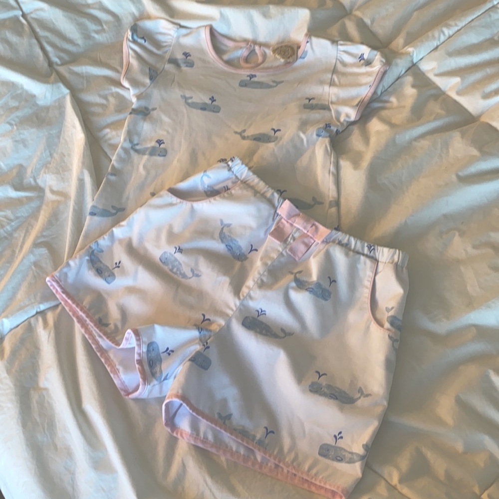 The Beaufort Bonnet Company whale pattern shorts set